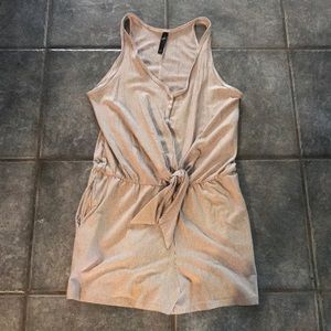 SMASH & TESS x Hillary Duff collab NWOT romper